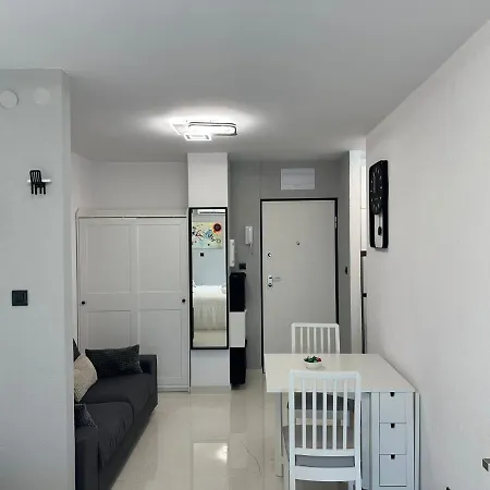 Cloud9 Apartment Split Exterior photo